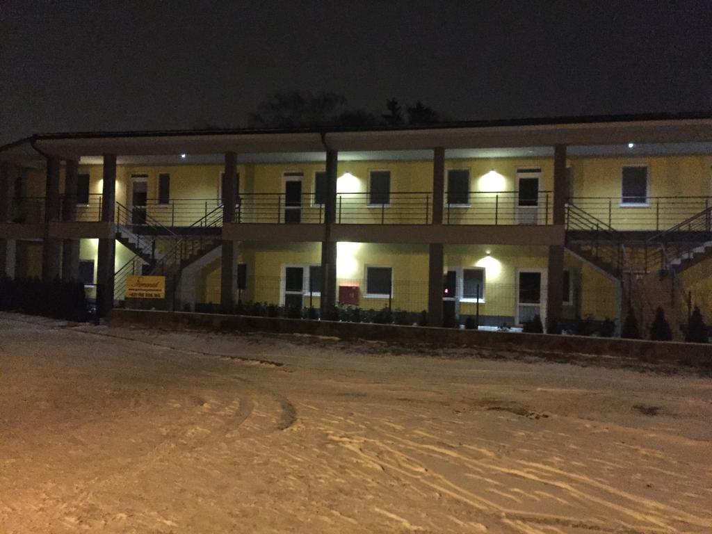 Promenad Apartmany Вельки-Медер Экстерьер фото